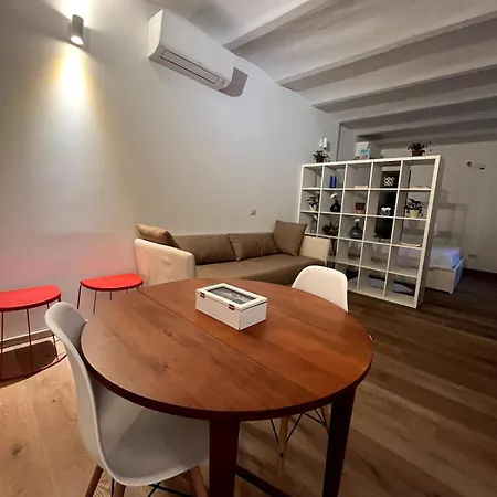 Pola's House 아파트 밀라노