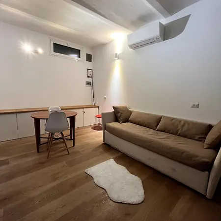 Pola's House 아파트 밀라노