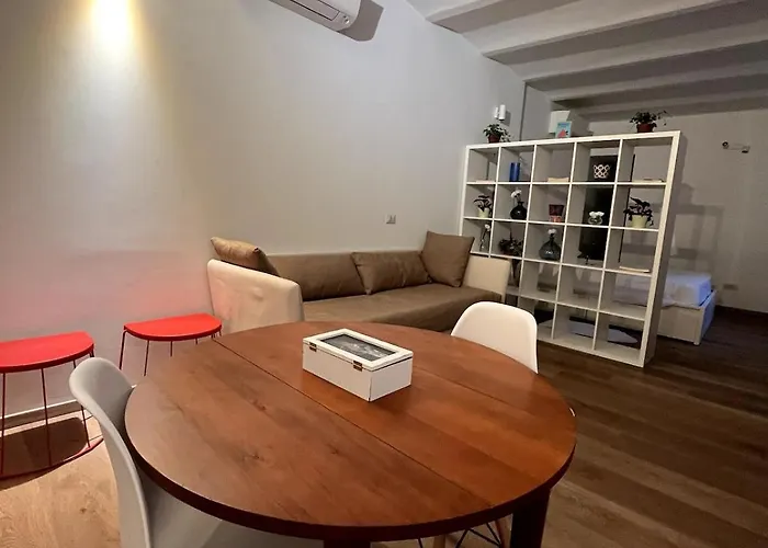 Pola's House 아파트 밀라노